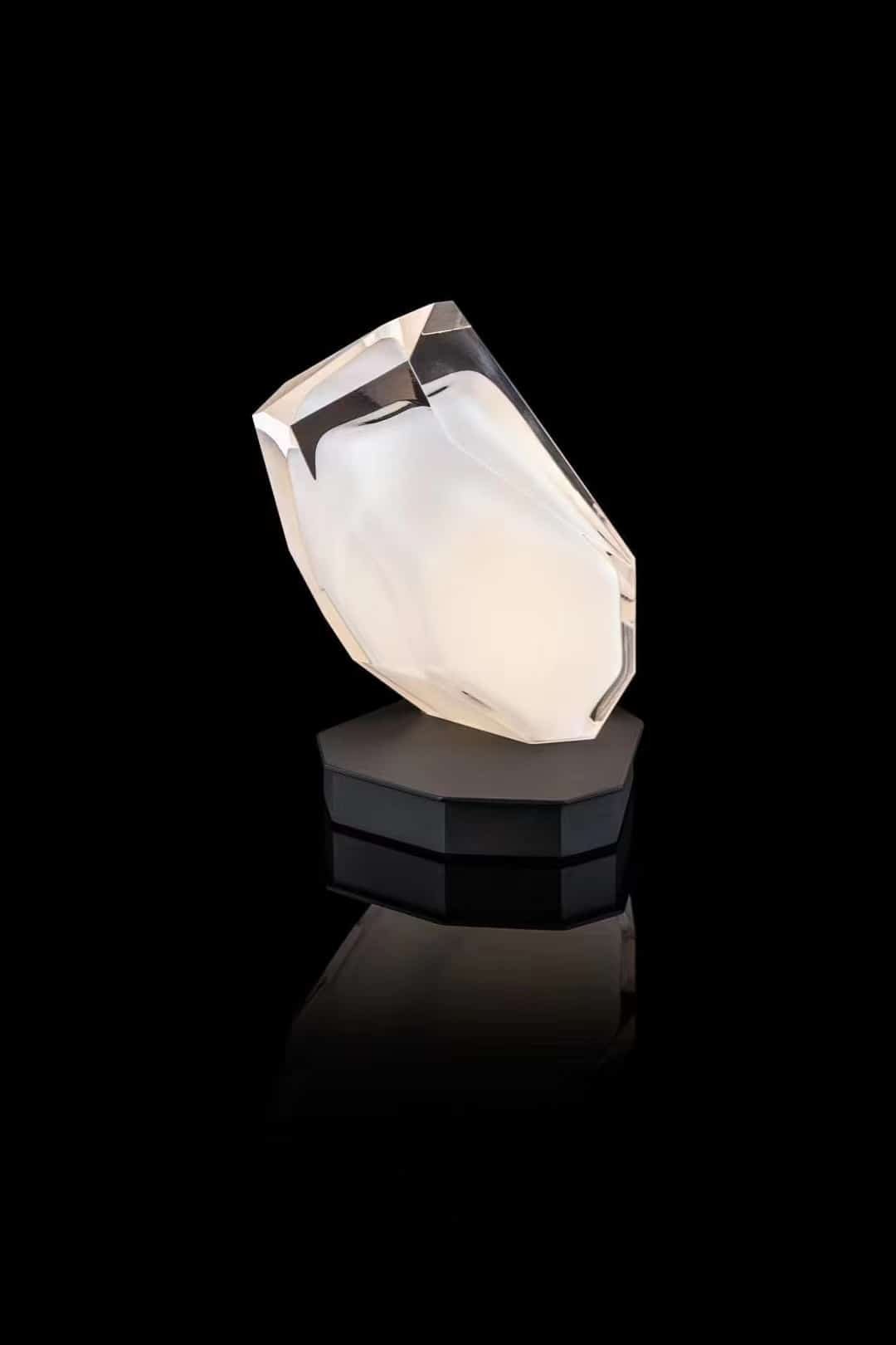 DIY Glass Chandelier Projects: Light Up Your Home with Creativity! 18 Upcycled glass bottle light fixture